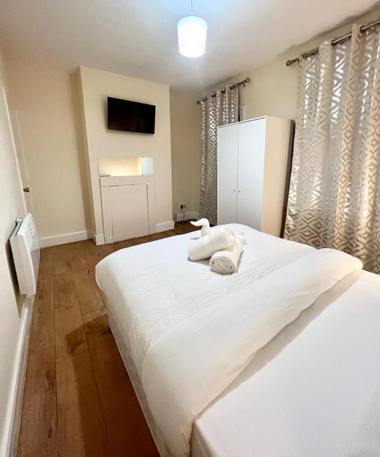 Apartmán Studio Flat In Colliers Wood Londýn Exteriér fotografie
